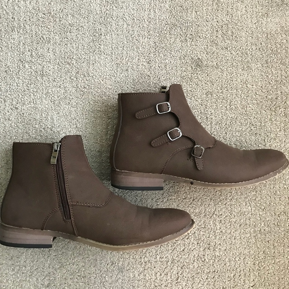 Faux triple monk strap suede brown boots